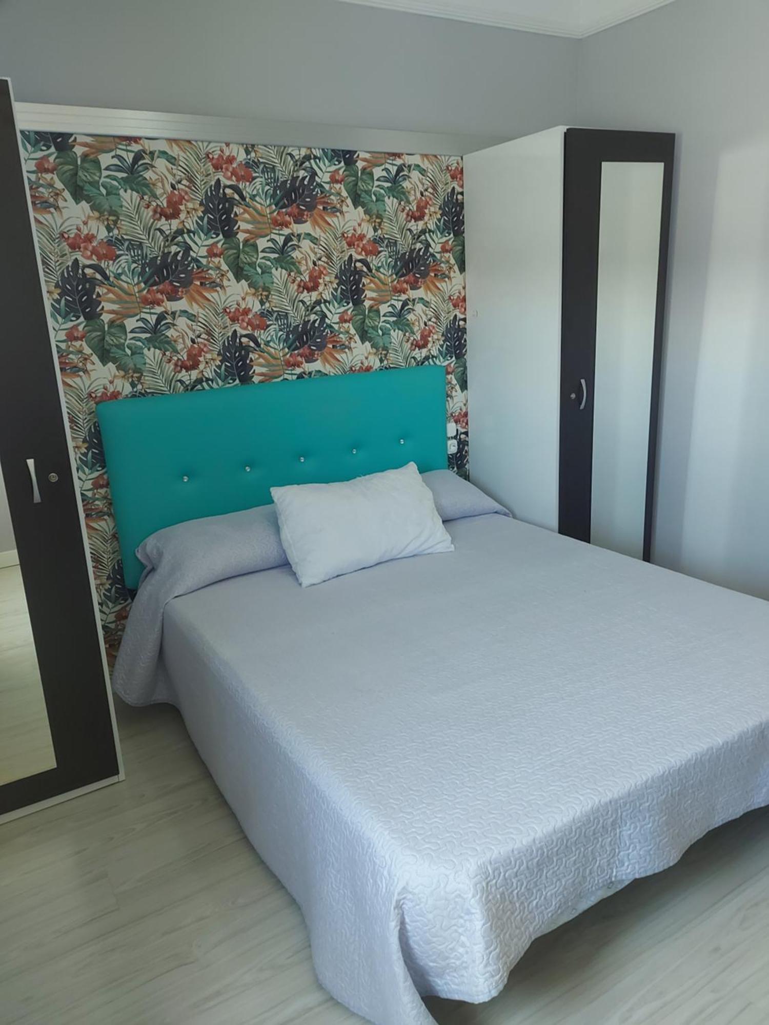 Hostal Fuente Del Pino 胡米利亚 外观 照片