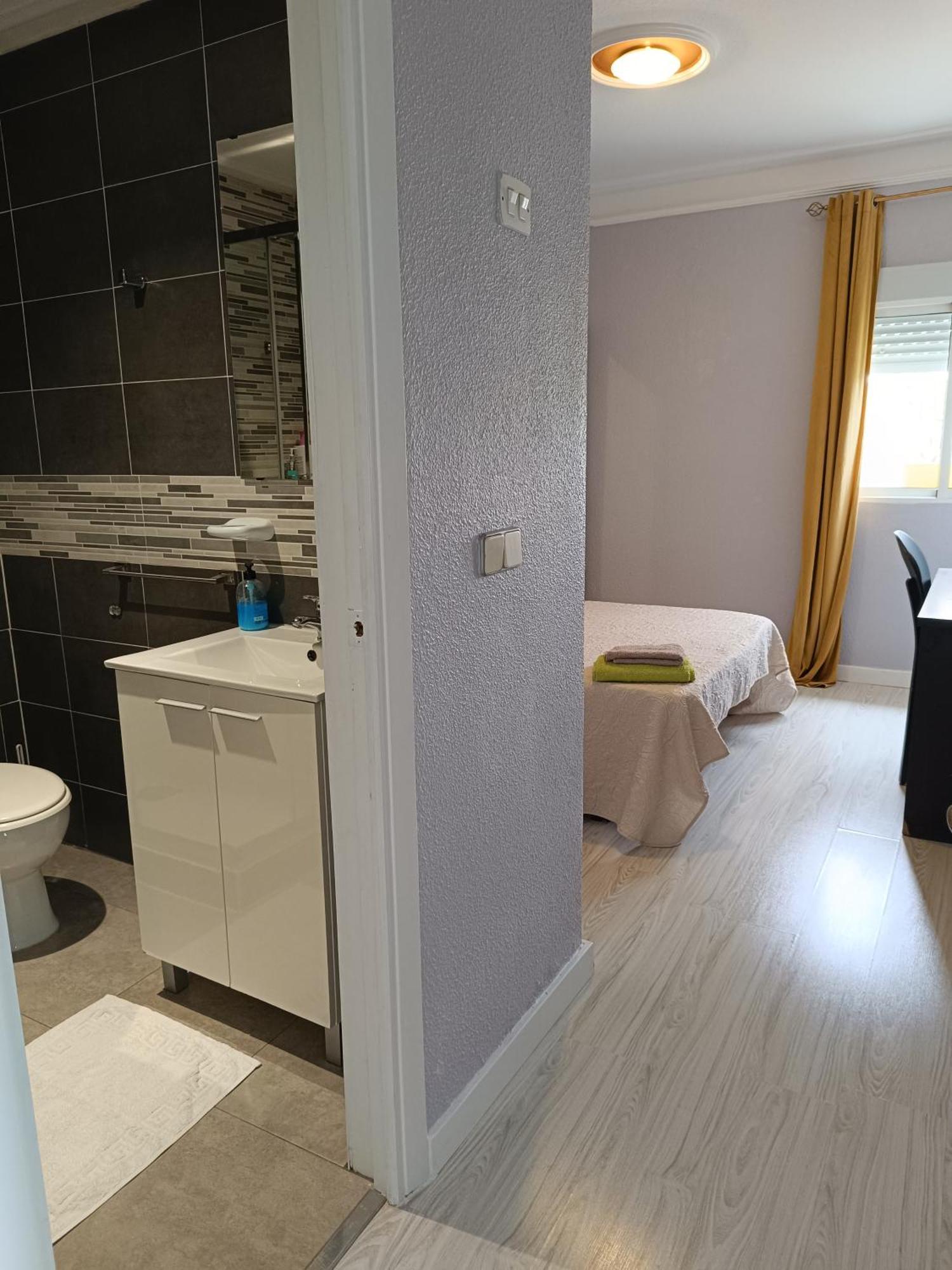 Hostal Fuente Del Pino 胡米利亚 外观 照片